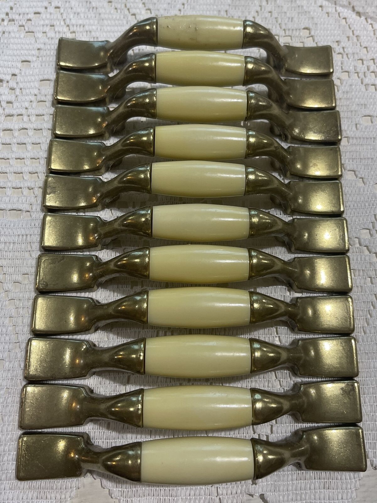 Vintage 1980’s White Porcelain Ceramic Cabinet Pulls Lot 3” 5009-A Zinc Die Cast