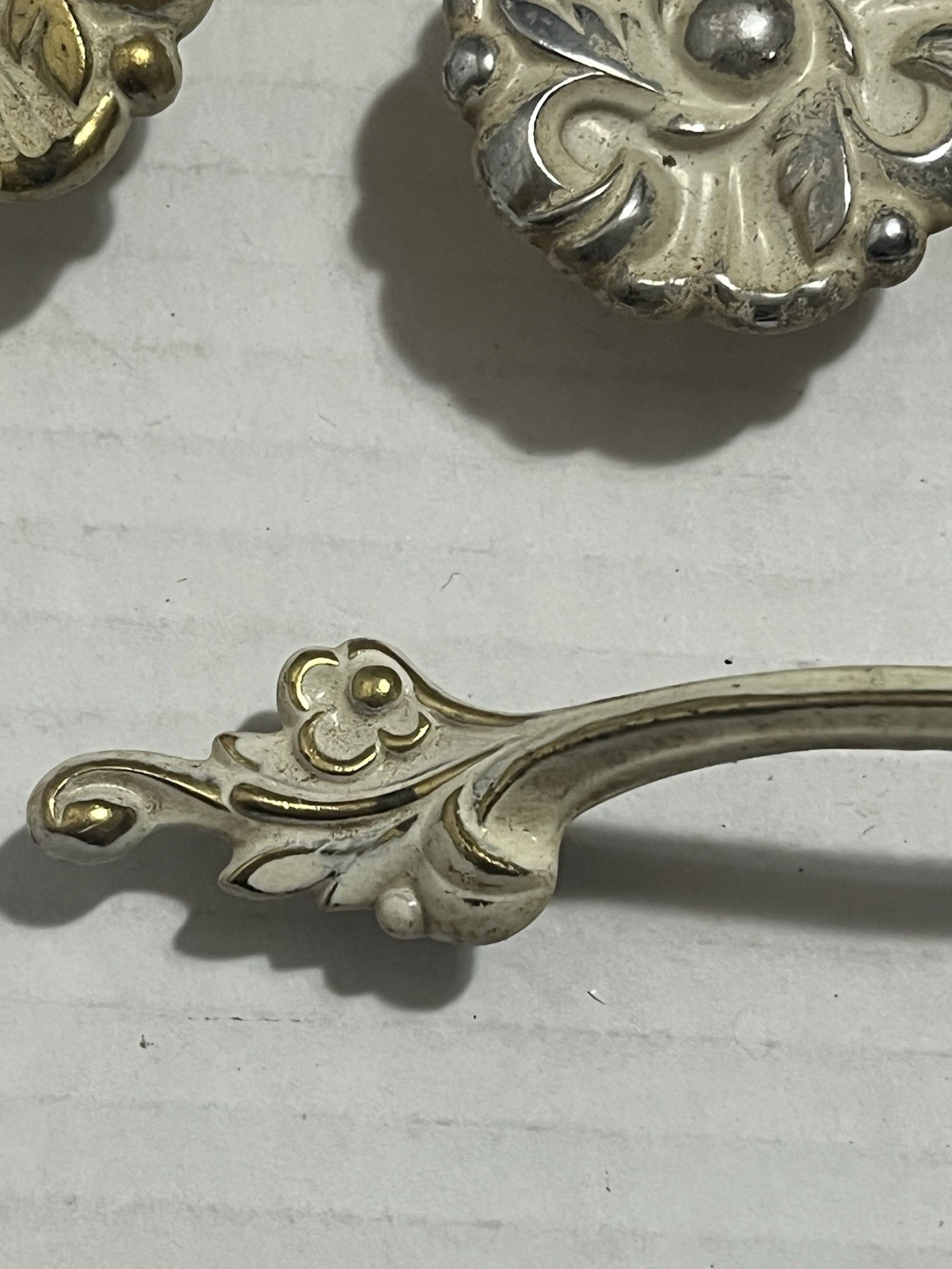 Lot of Vintage Of Floral French Provincial Drawer Knobs Pulls White Brass 1960s