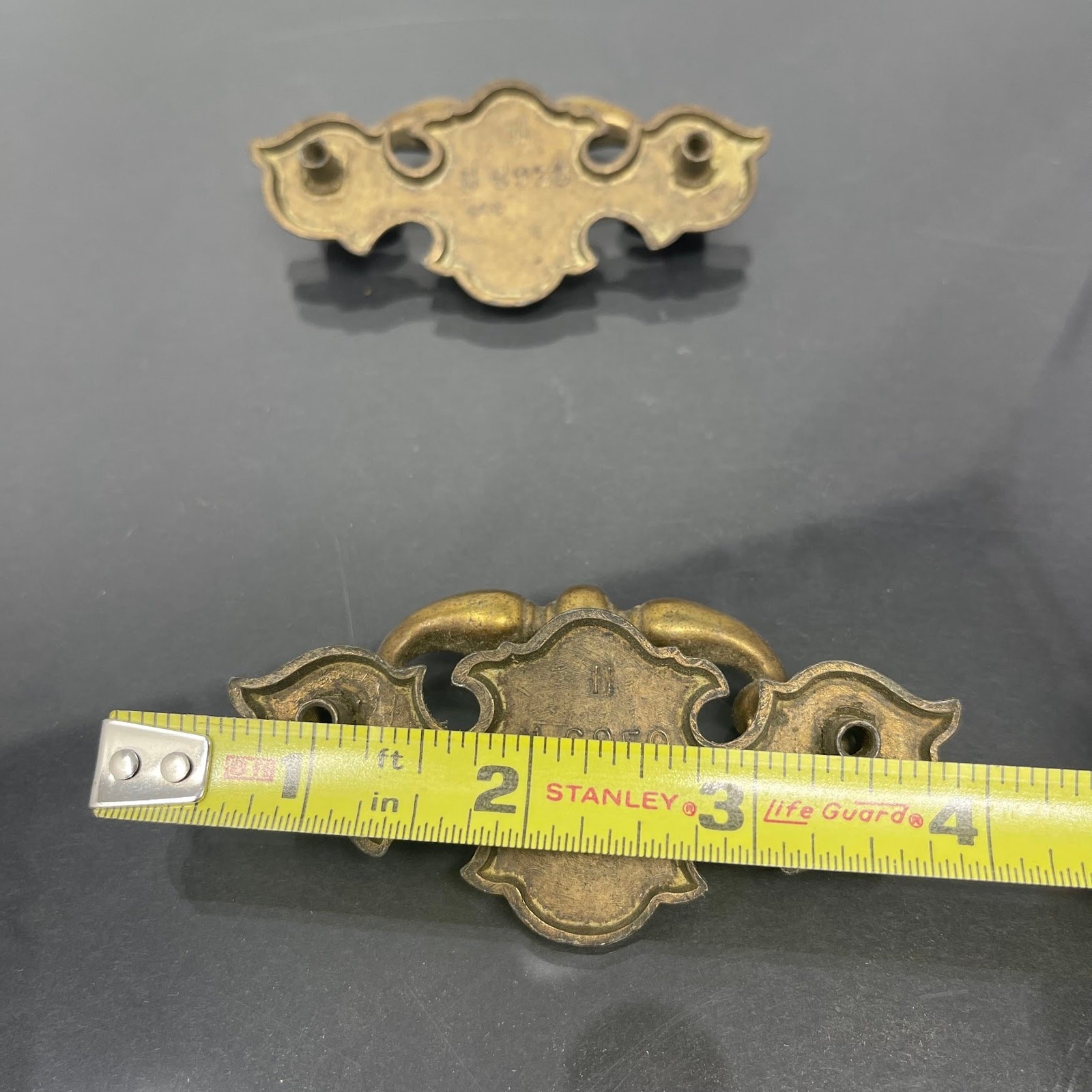 Lot of 4 Vtg Antique KBC Keller Brass Colonial Metal Batwing Drawer Pull Handles