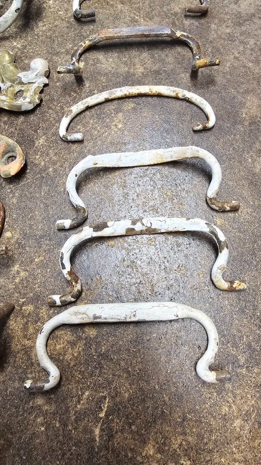 Lot 33 Antique Vintage Brass / metal Drawer Bail Pull Handles Mismatched