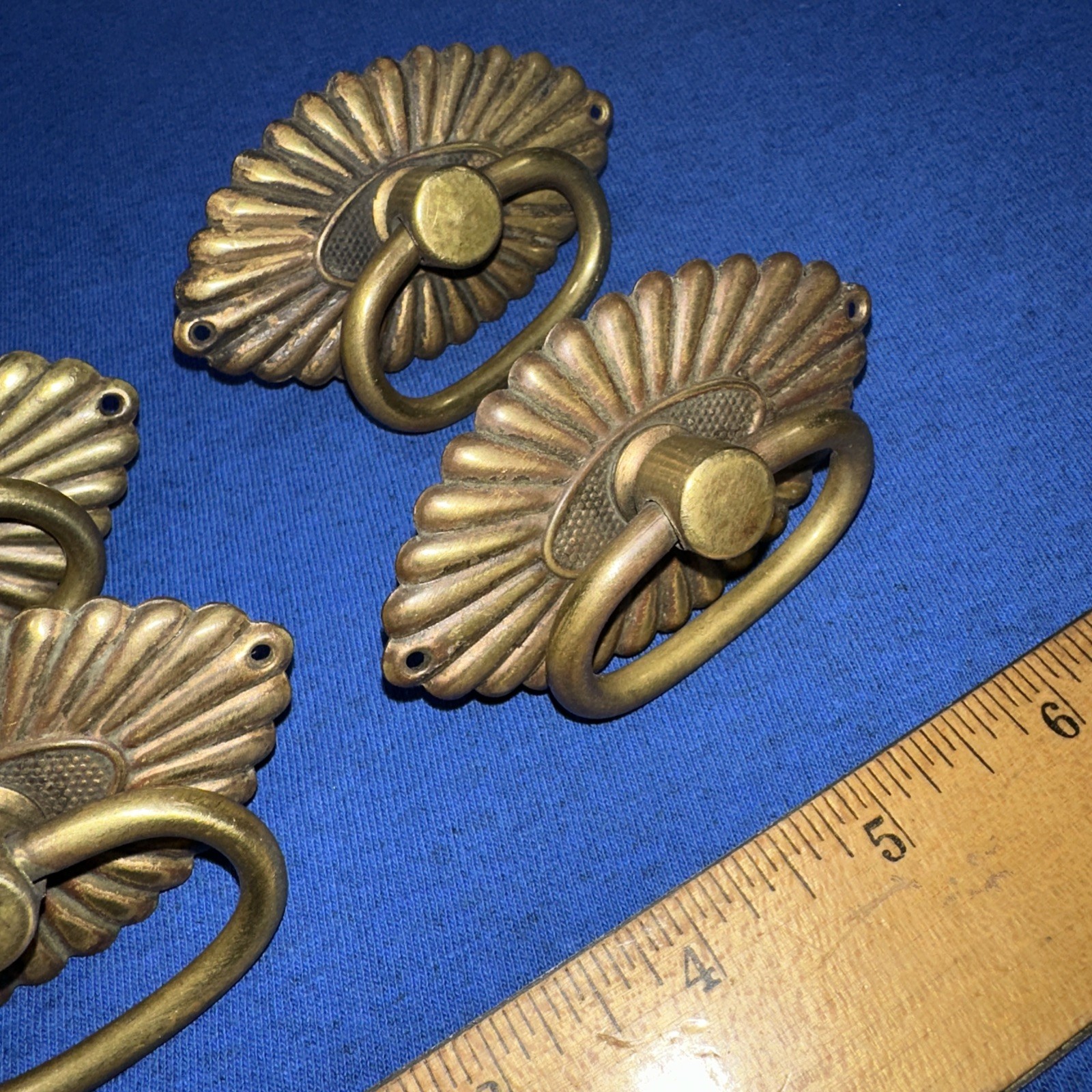 Vintage Brass Drawer Pulls, cabinet Handles lot of 4. Seashell Look Elegant