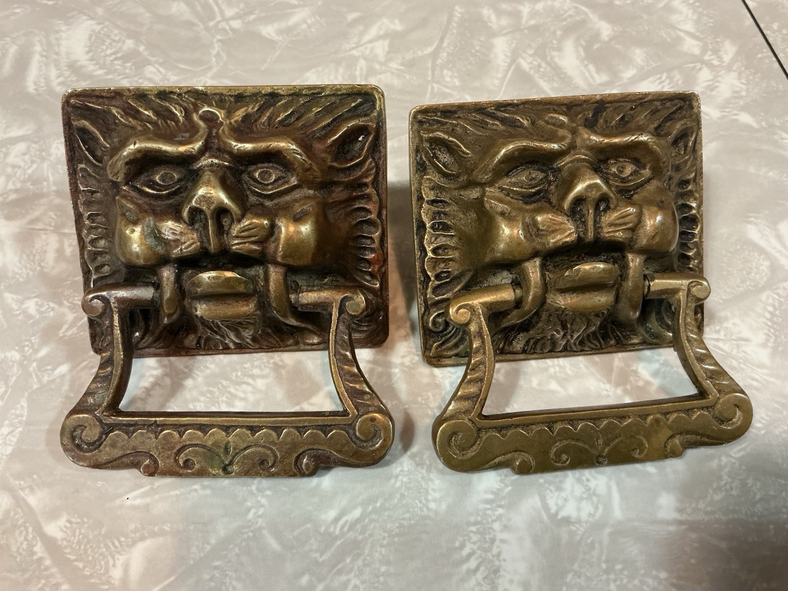 FANCY VICTORIAN LION “OLD MAN WINTER” BRONZE OLD Original Priced per pull