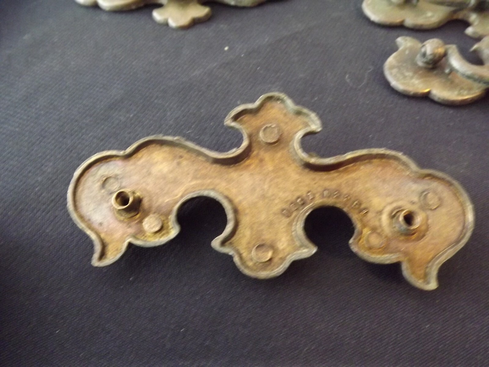 17 vtg KEELER BRASS CO. KBC N2251 BRASS DRAWER HANDLES w/BAIL PULLS batwing styl