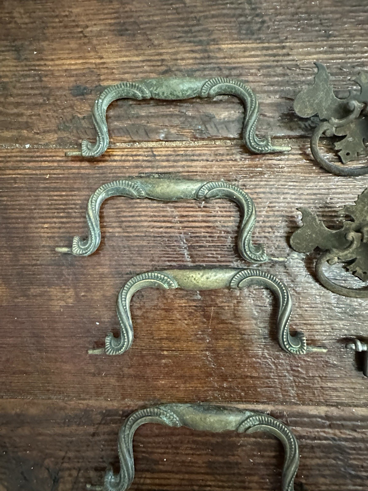 Antique & Vintage Mixed Lot Brass Metal Drawer Pulls Handles Parts & Hardware