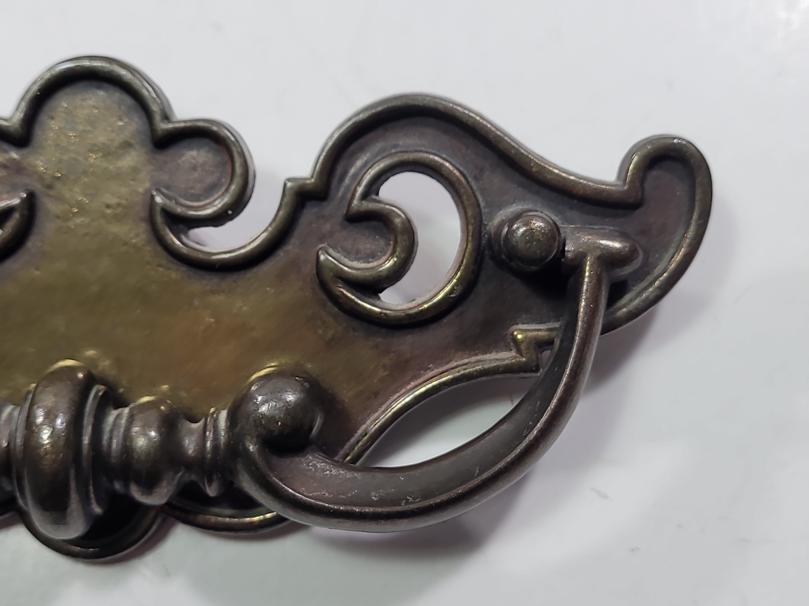 Vintage Brass Batwing Chippendale Style Drop Bail Pull Drawer Hardware BPC 2716