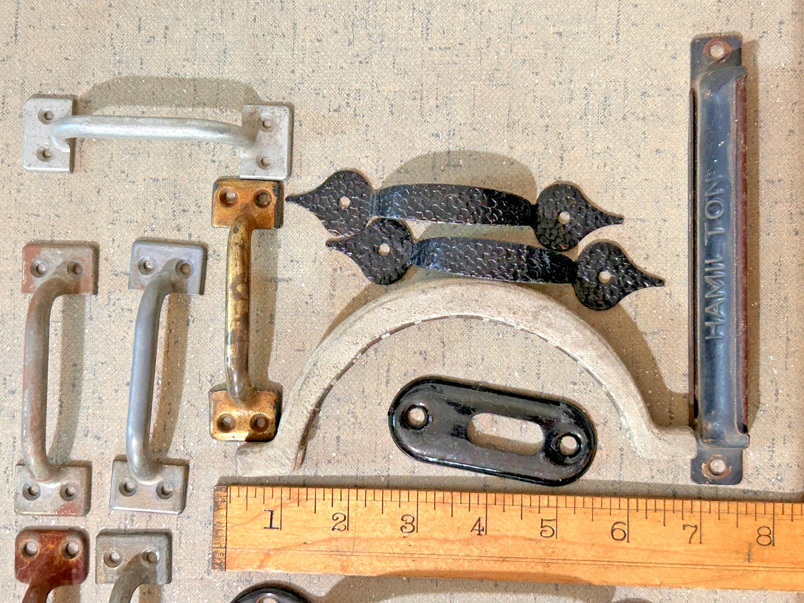 Lot Vintage Rustic Steel Metal Hardware Assorted Drawer Pull Large Small Handles