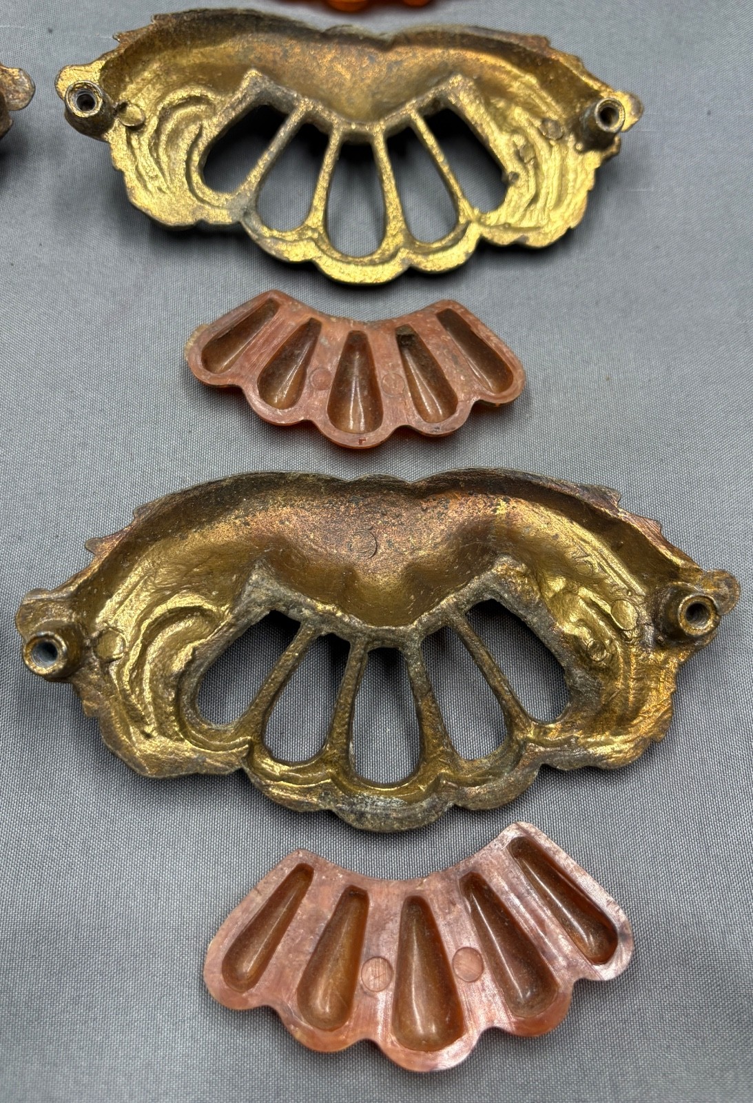 6 Vintage Art Deco Tortoiseshell Bakelite Drawer Pulls 4″ Handle Waterfall style