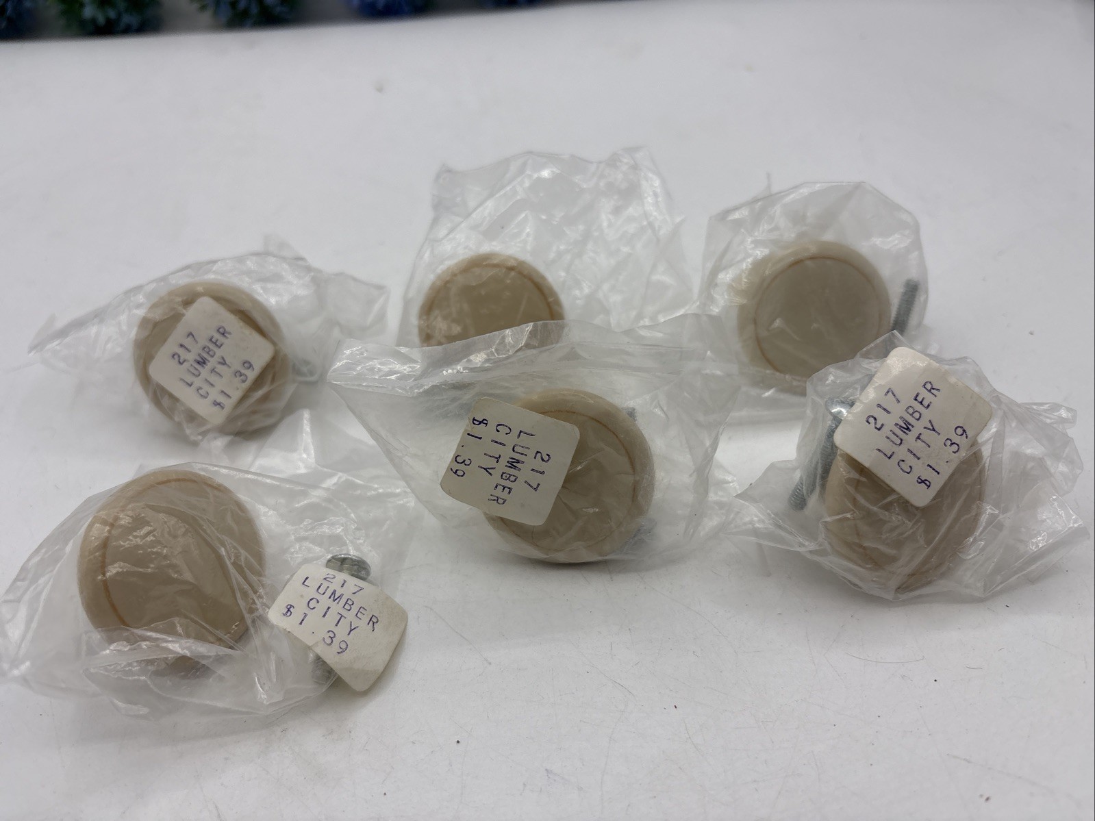 VTG Retro 1970’s Beige Orange Porcelain Cabinet Drawer Pull Knobs – Lot of 6 New