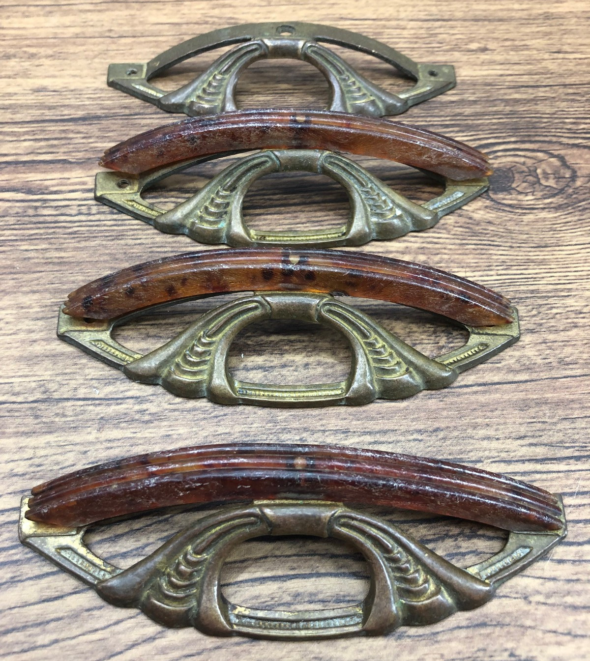 Vintage Lot of 4 – 5″ Art Deco Brass and Bakelite Drawer Pulls #003