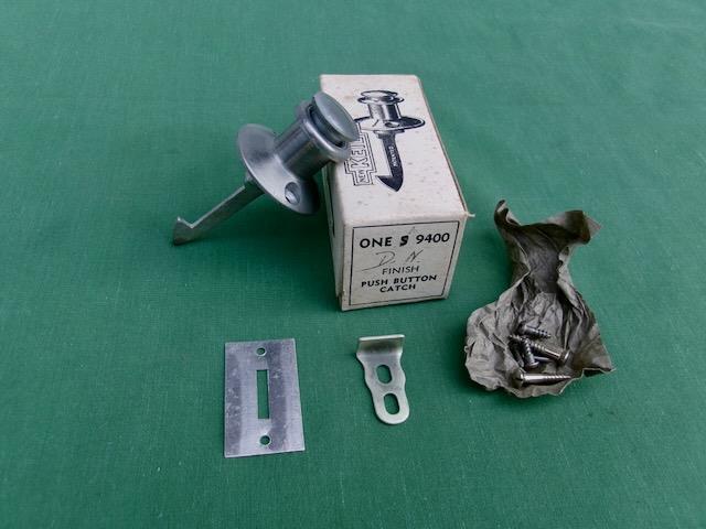 KEIL OF NEW YORK NICKEL CABINET PUSH BUTTON CATCH KNOB NOS