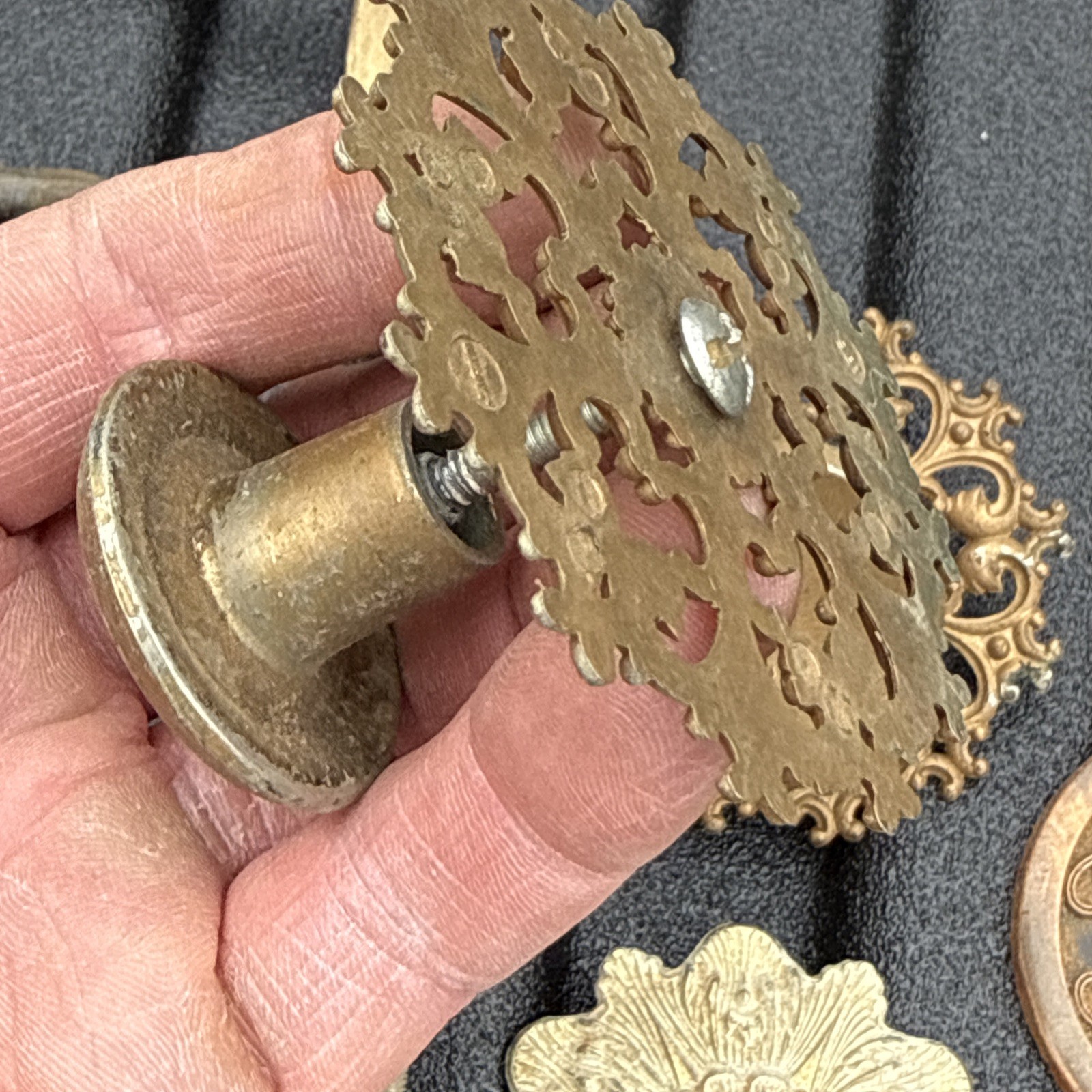 Lot Of Antique & Vintage Misc Hardware Lock Drawer Pulls & Cabinet Knobs Metal