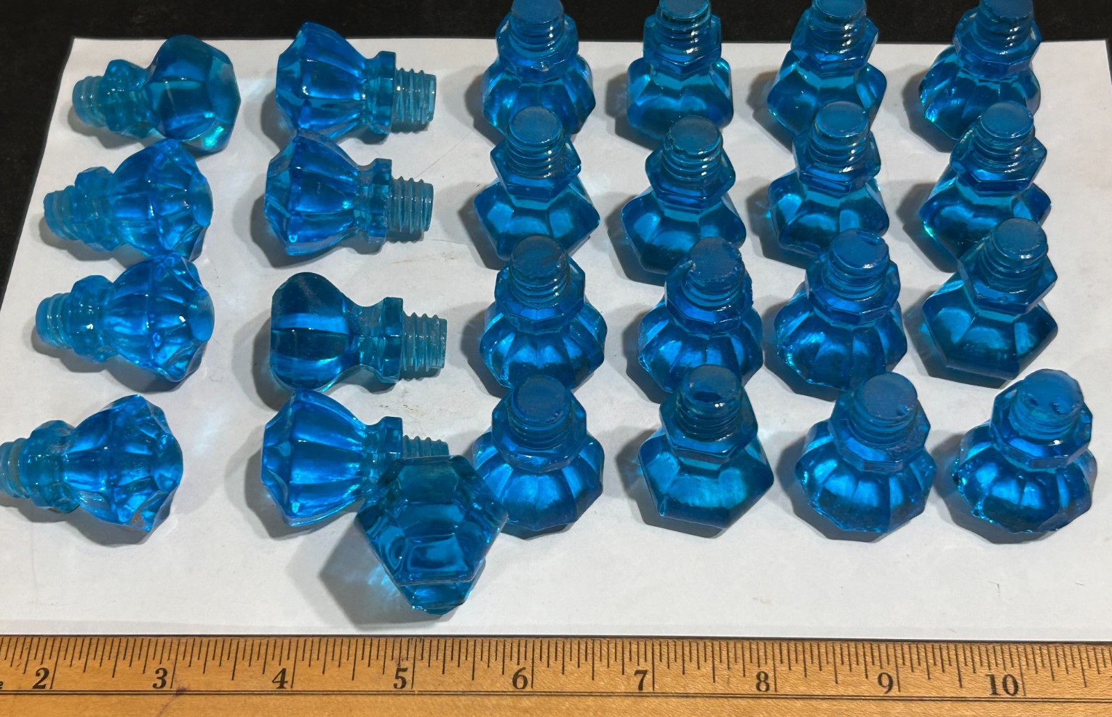 25 BEAUTIFUL ANTIQUE THREADED BLUE GLASS CABINET DOOR DRAWER PULLS KNOBS