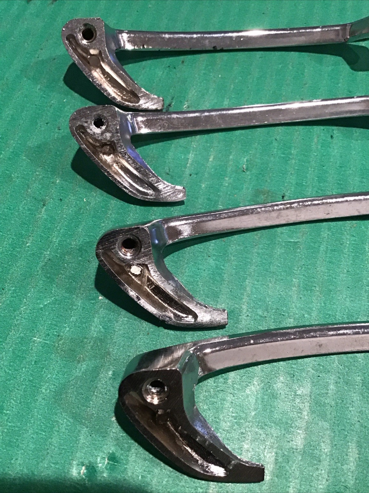 Lot of 4 Vintage 4.5″ Shiny Chrome MCM Art Deco 50’s Atomic Drawer Pulls Handle