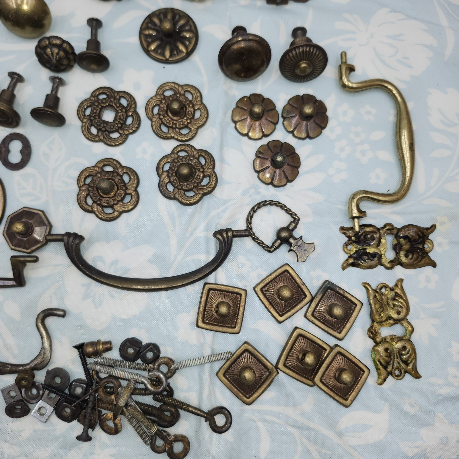 Lot antique bronze Vintage furniture Knobs & bail pulls stamped brass key hole