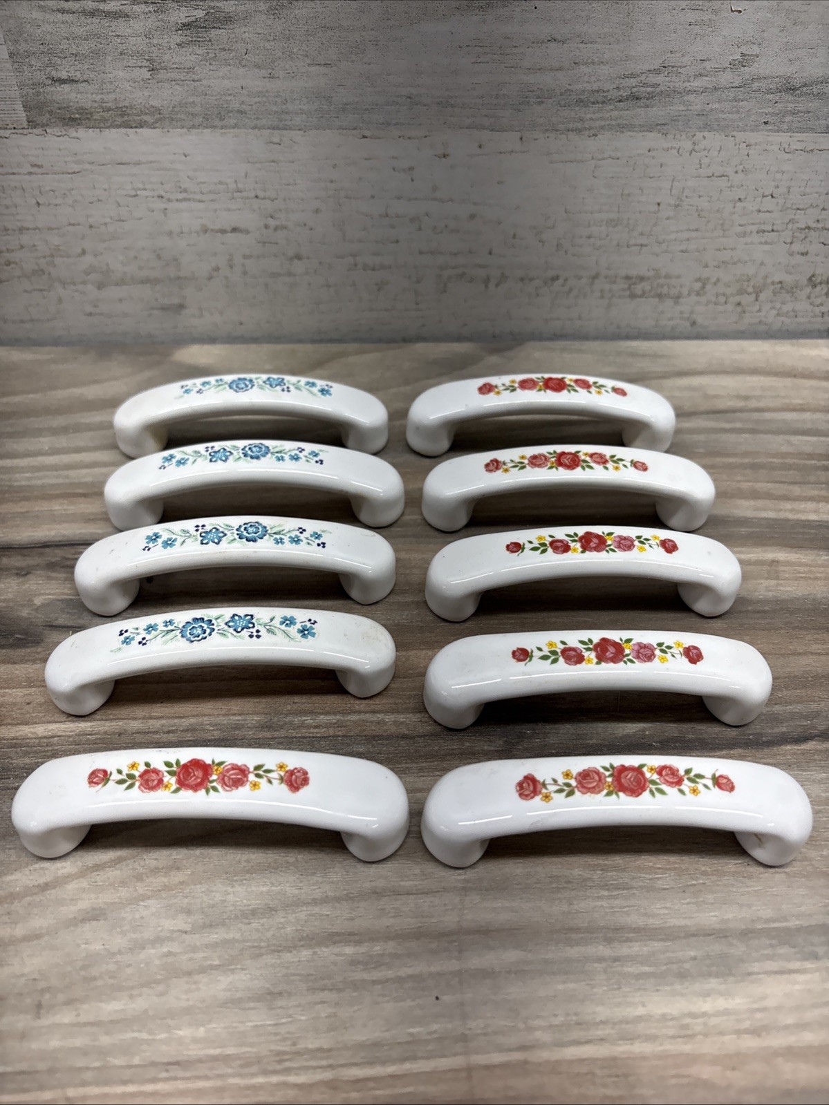 AMEROCK WHITE PAINTED CERAMIC DRAWER PULL, 3 3/4″ WIDE Vintage 10 Lot