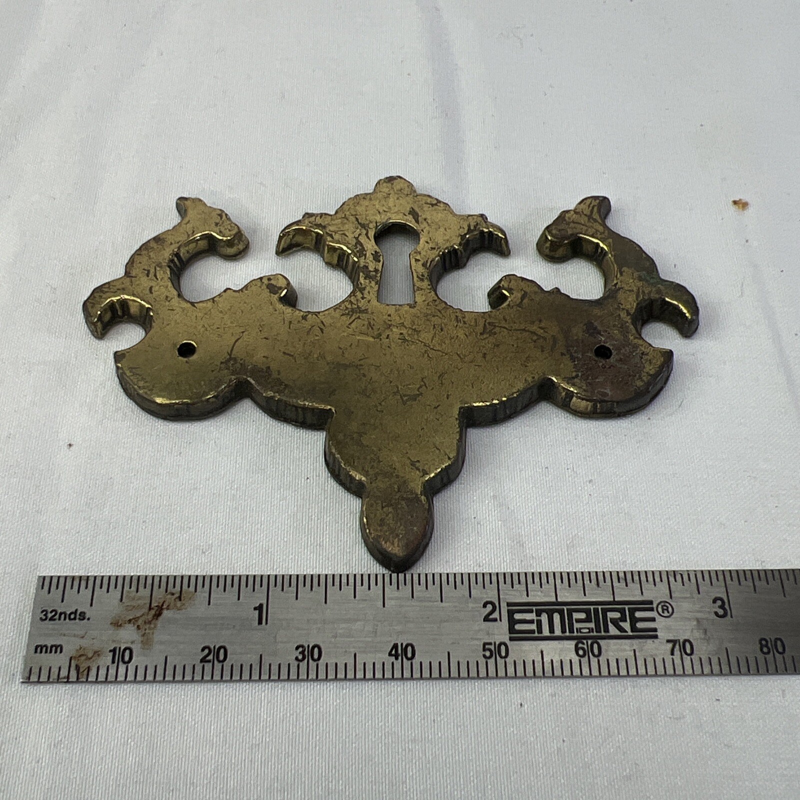 Vintage Keeler Brass Co KBC1 #8652 Brass Dresser Drop Pulls & Key Hole Lot Of 20