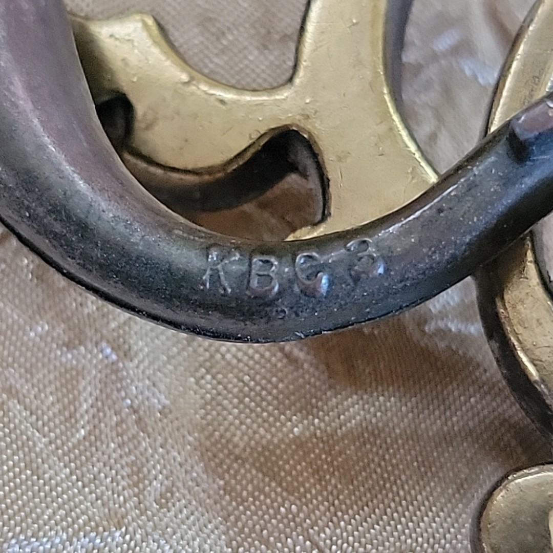 Lot of 4 VTG Brass Metal Drawer Pulls Handles Batwing Keeler Brass Co KBC3 N1935