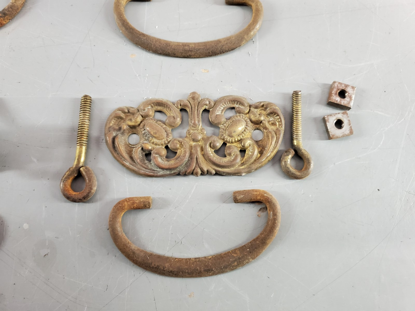 VICTORIAN BRASS DRESSER DROP PULL HANDLES SET LOT 6 ANTIQUE ORNATE DRAWER 1920’s