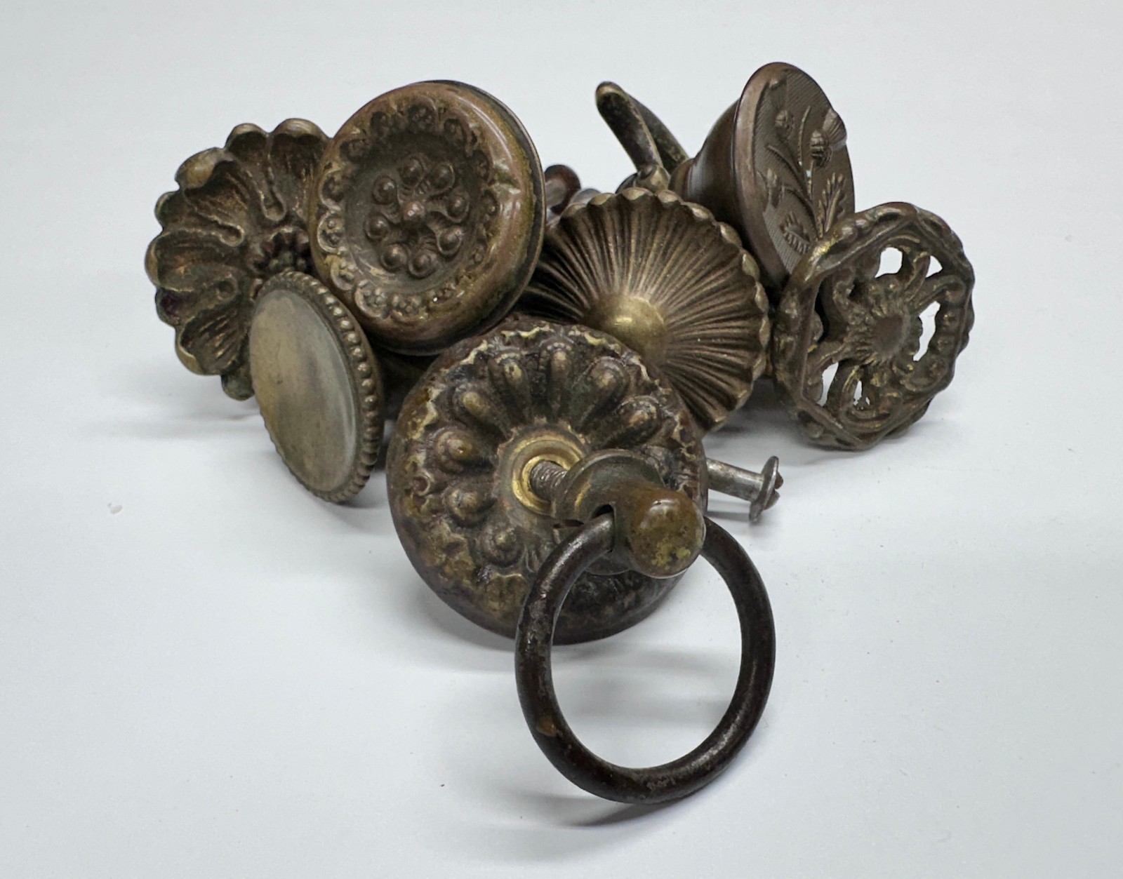Lot of 10 Antique Brass Round Ornate Dresser Drawer Cabinet Pulls Knobs