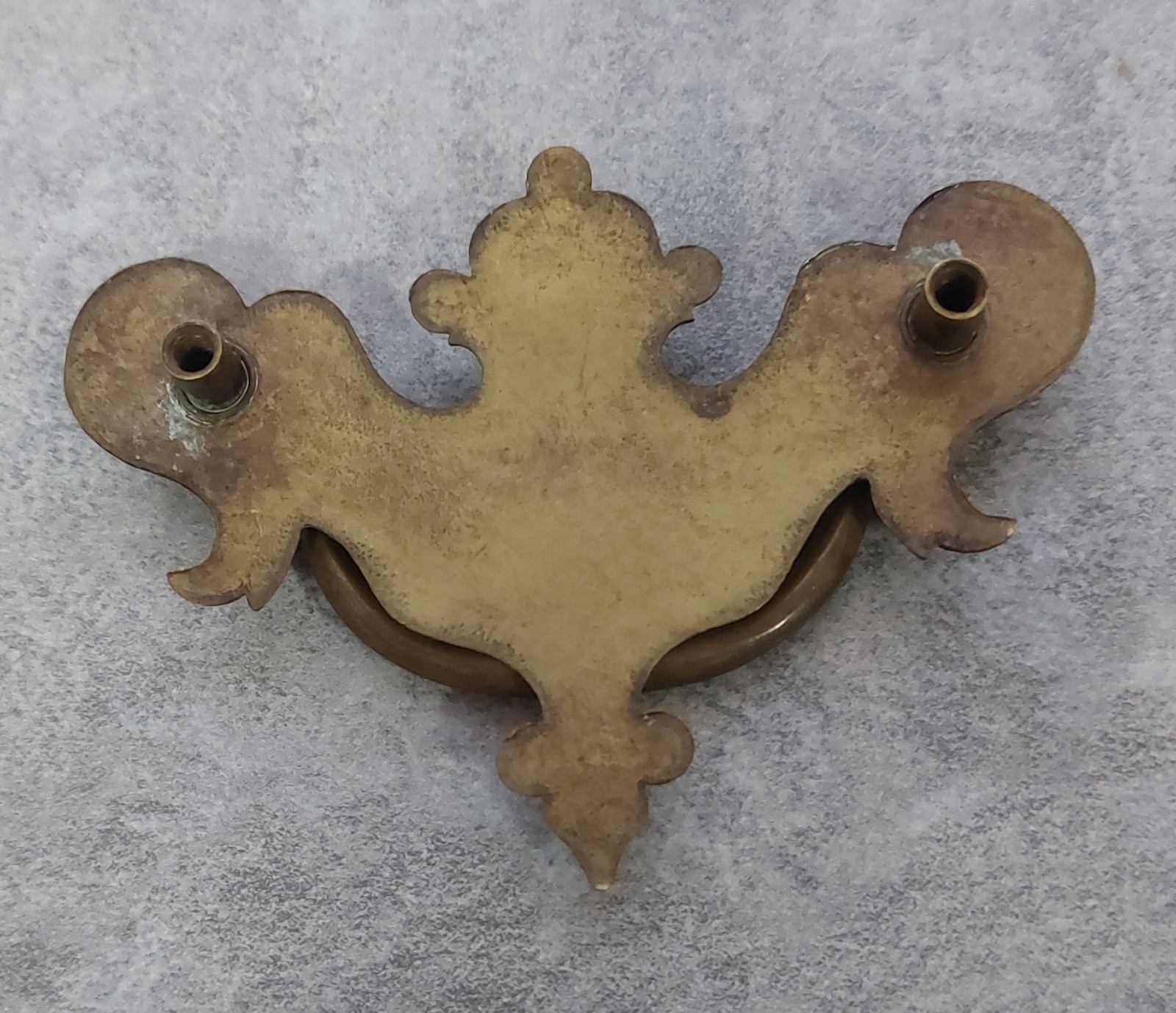 Antique Brass Chippendale Batwing Drawer Pulls 2 1/2″ Centers Gold With Screws
