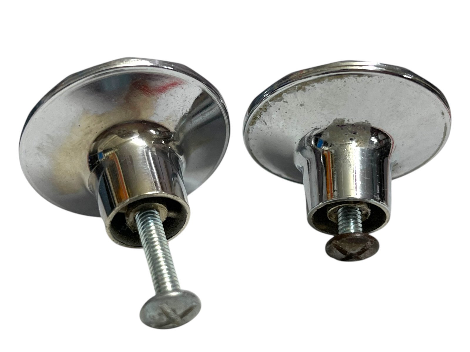 1 1/2”Dia. 1960’s mid century modern Flower Chrome Drawer Pull Cabinet Knob