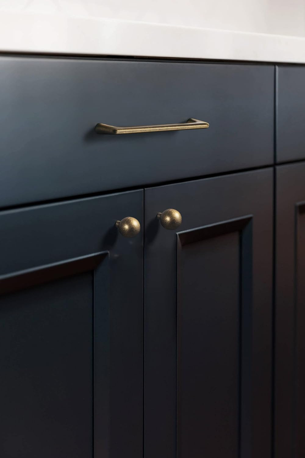 Antique Brass Cabinet Pulls – 12 Retro Zinc Alloy Handles, 3.8″ Centers