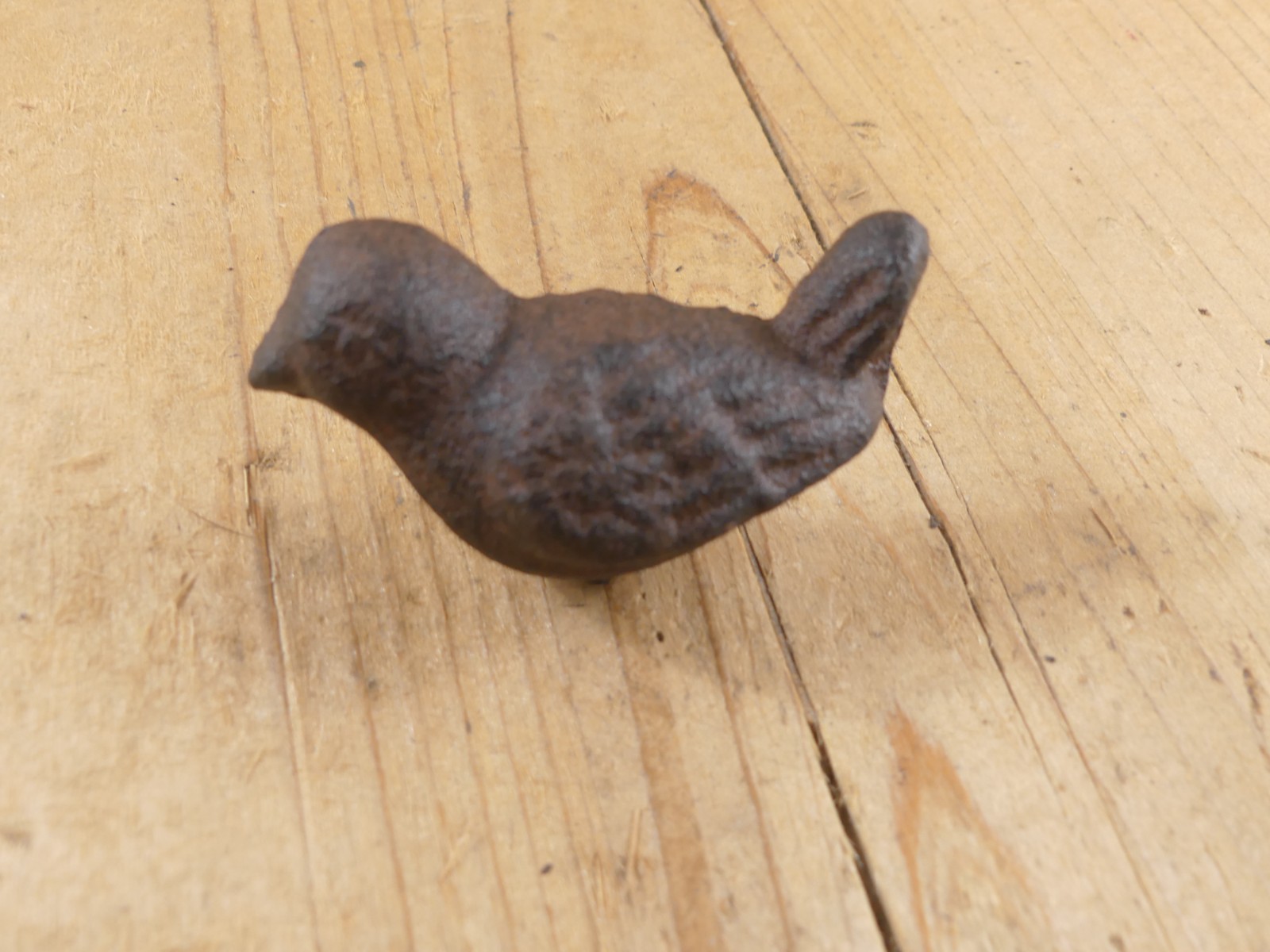 4 CAST IRON BIRD CABINET KNOBS PULLS DRAWER DRESSER HANDLES RUSTIC BIRDS SPARROW