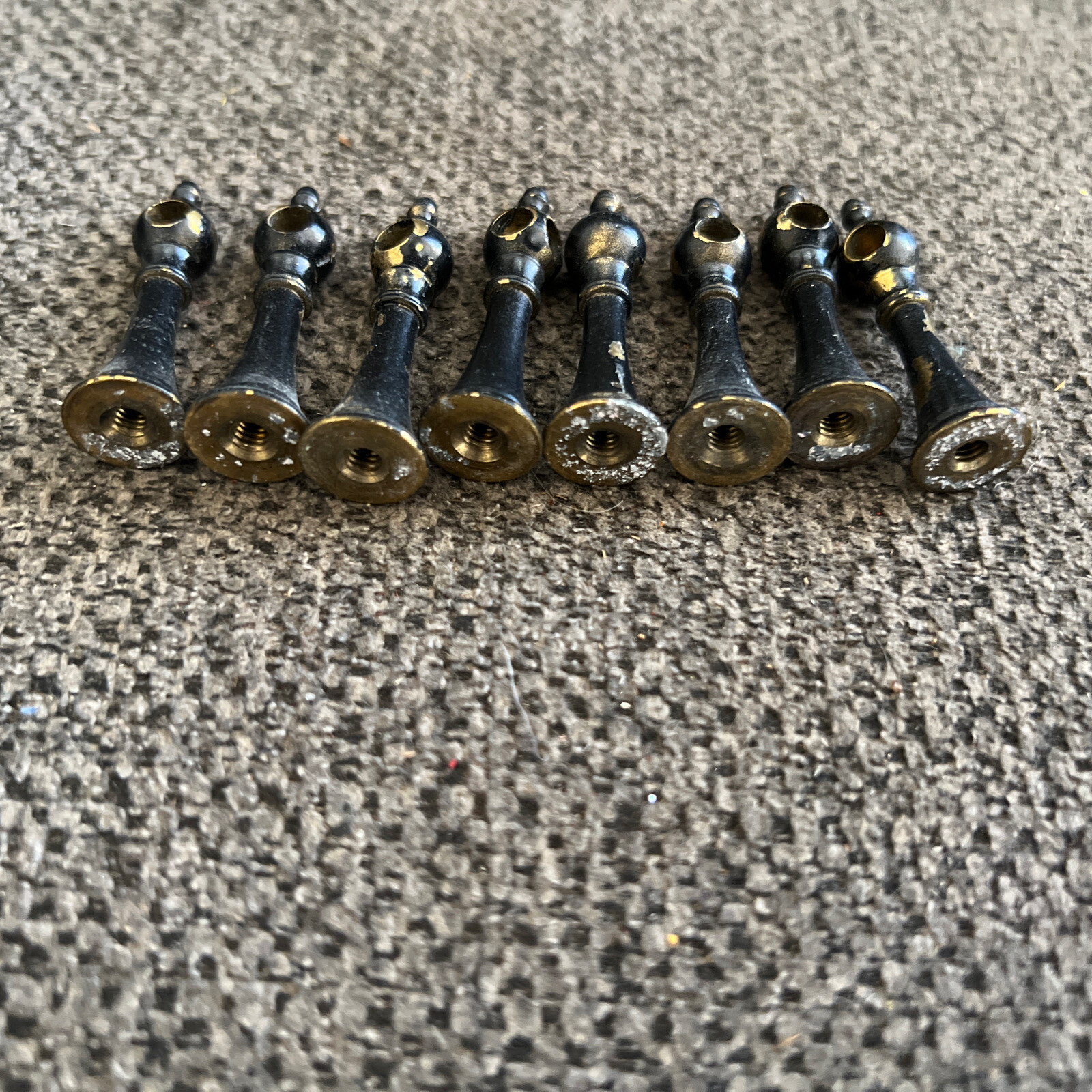 8 Vintage Brass 1.5” Ball Shaped Door Pull Knob Screw Cabinet Drawer
