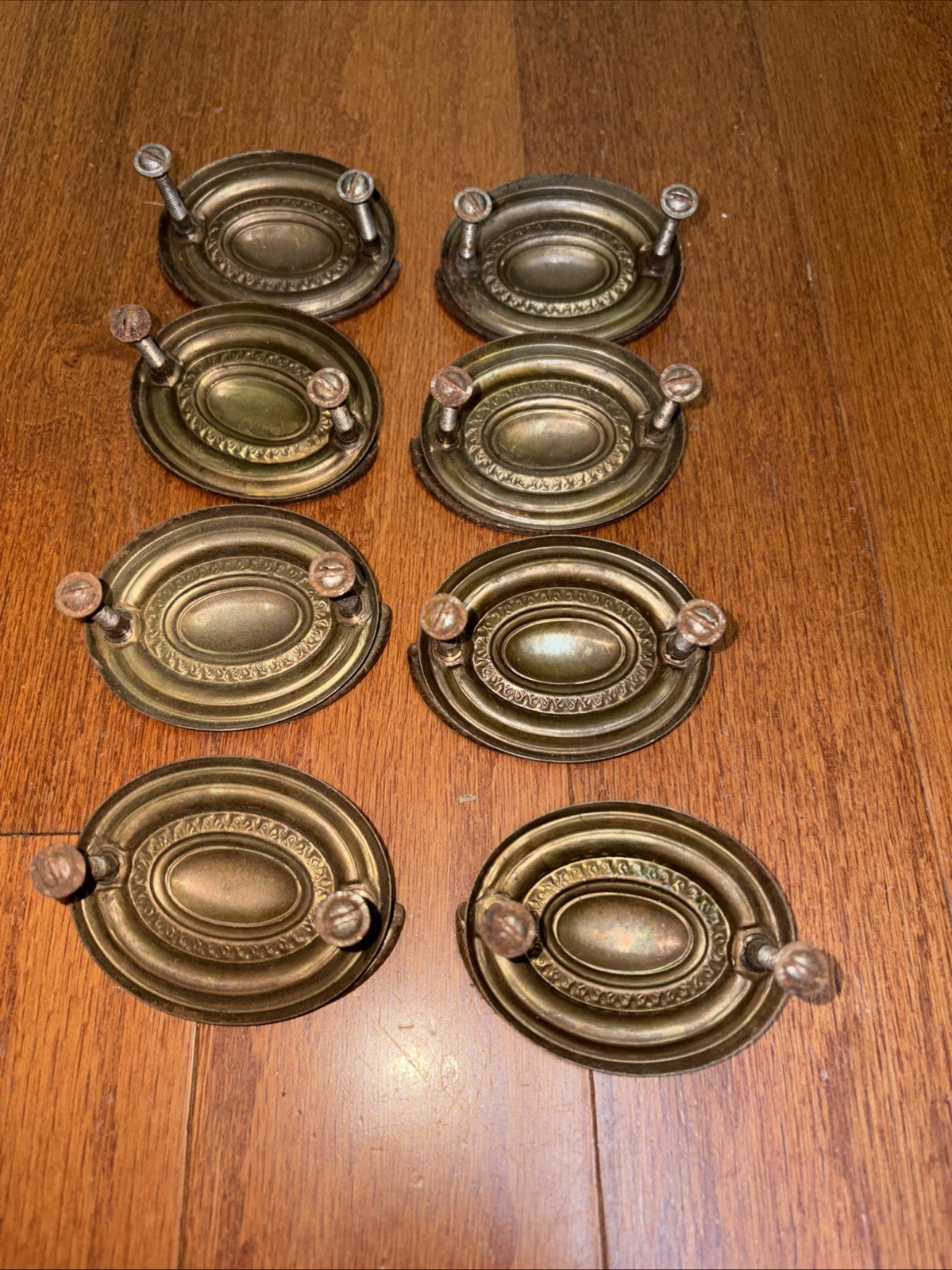 8 Vintage Oval Hepplewhite Duncan Phyfe Style Metal Drawer Pulls w All/Screws
