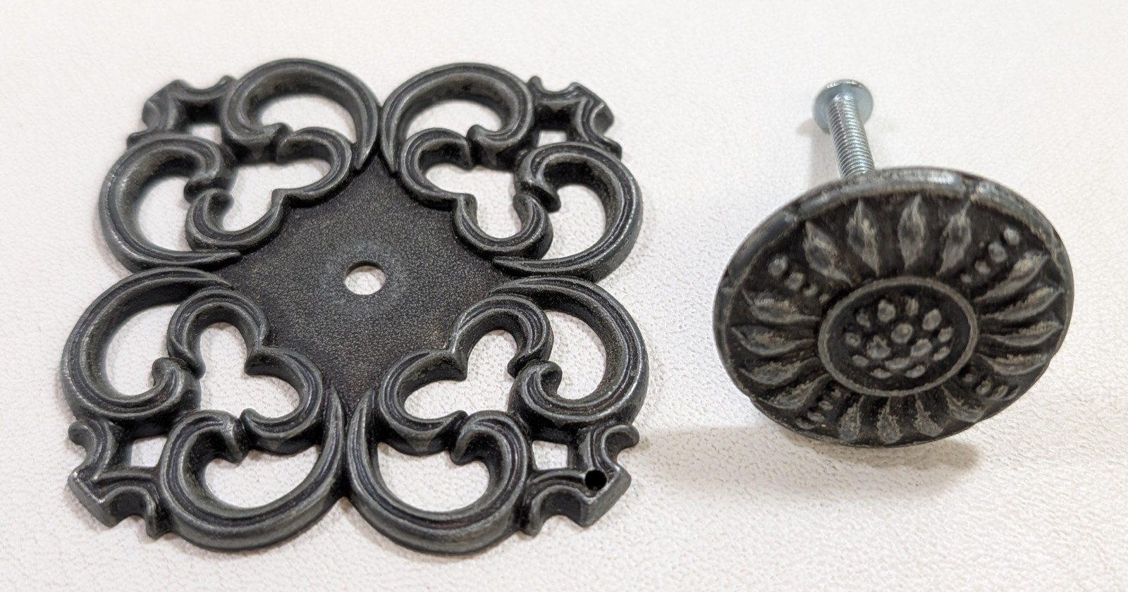 Vintage Ajax 1060 Espana Royale Pewter Cabinet Backplate 2.5″ and Pull Knob