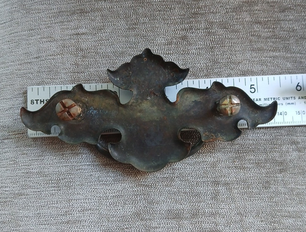 Set of 2 Batwing drawer pulls handel hardware with screws holes are 3″ on center
