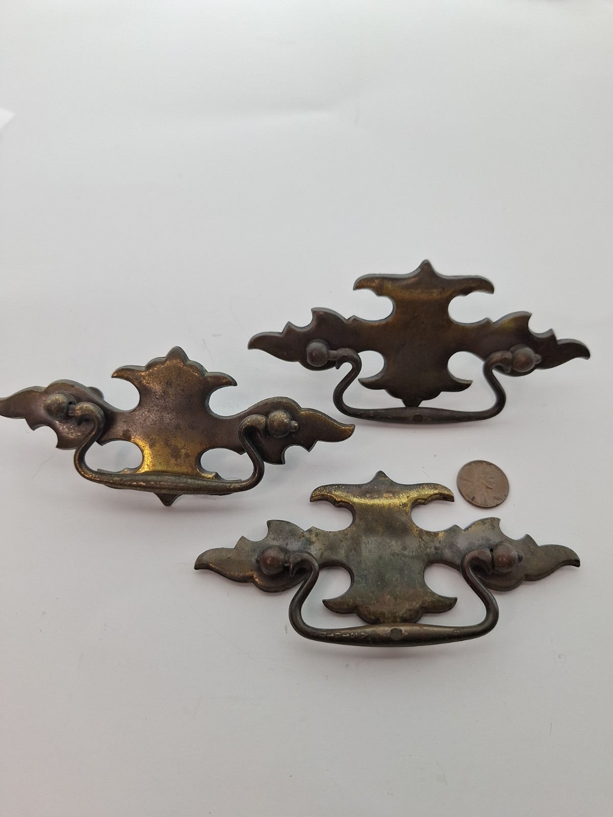 3 Vintage Keeler Brass Co Reclaimed Chippendale Batwing Drawer Pulls KBC A62961
