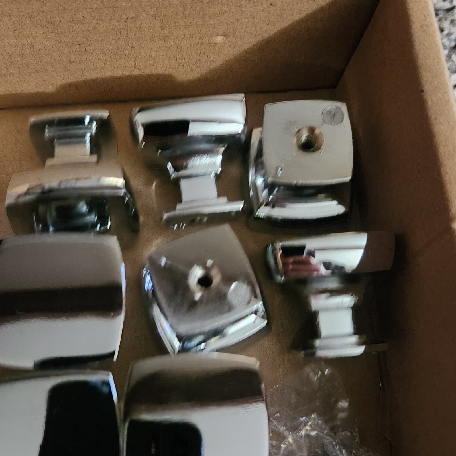 Lot Of 10 Chrome Square Knobs/Pulls With Screws 1-1/8″ Square 1″ Long