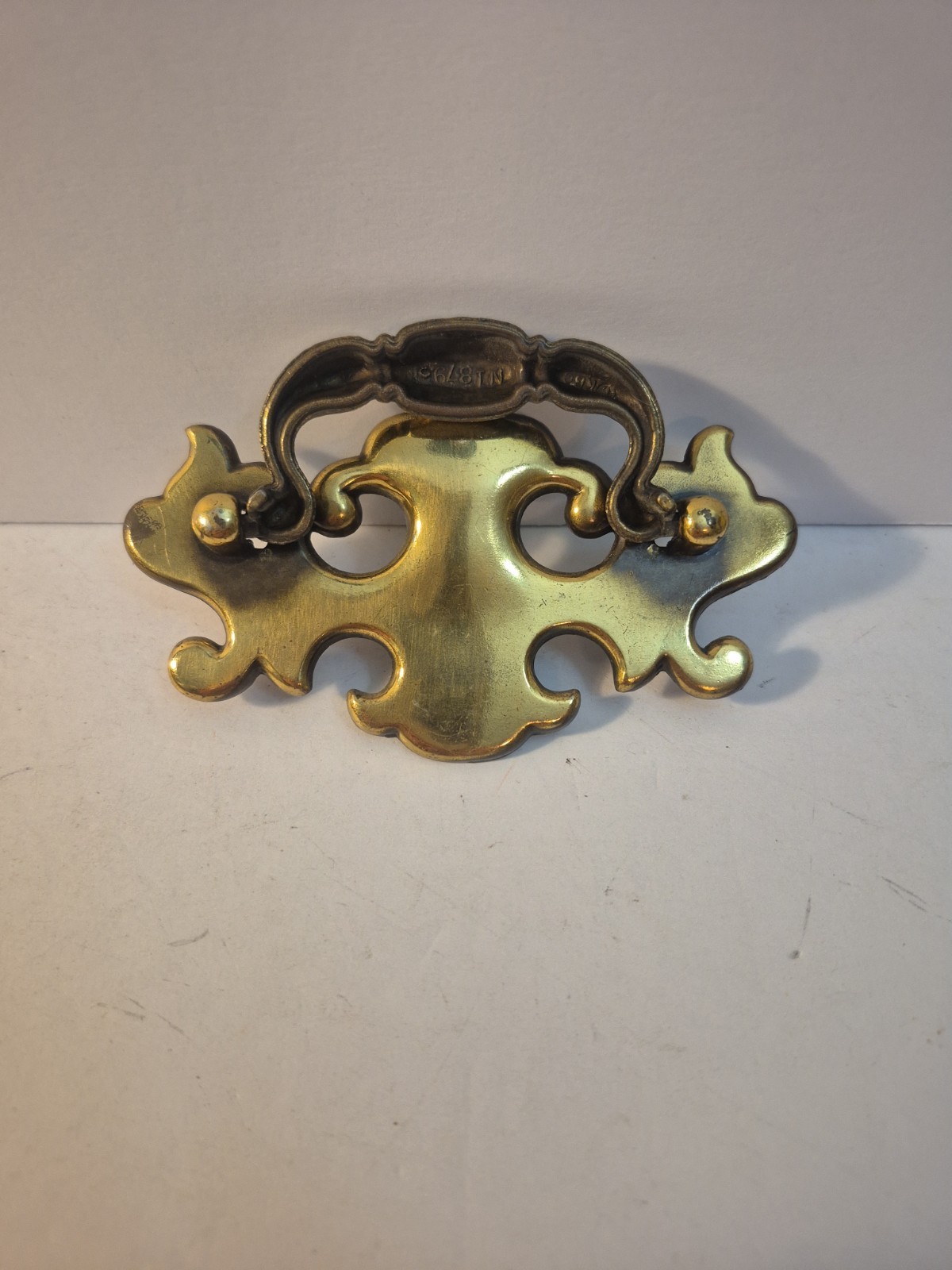 Vintage Brass Chippendale Batwing Drop Swinging Bail Drawer Pulls Lot Of 8