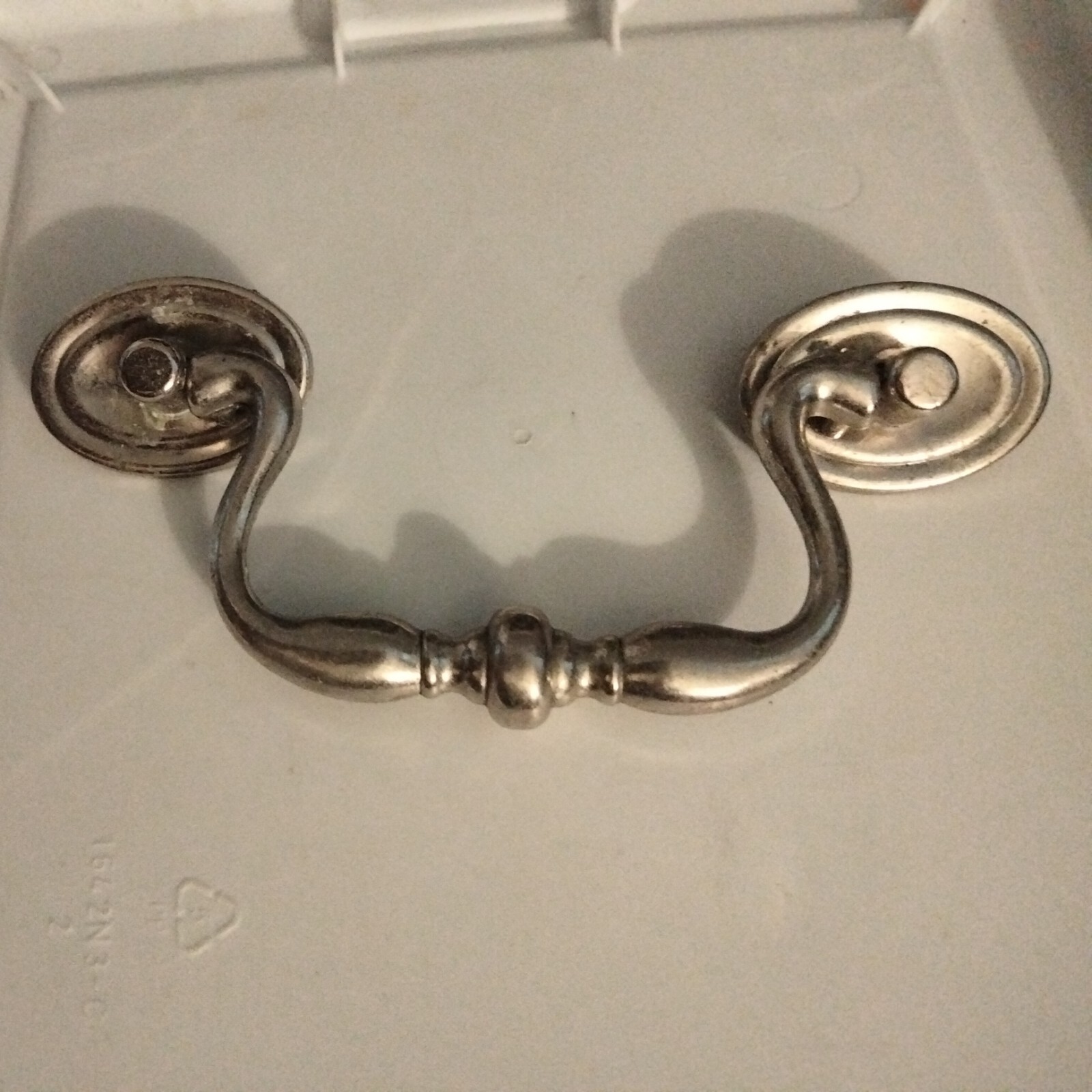 Chrome Finish Bail Drop Drawer Pull Handle, 4″ C2C. Overall Length 5.5″SALVAGED