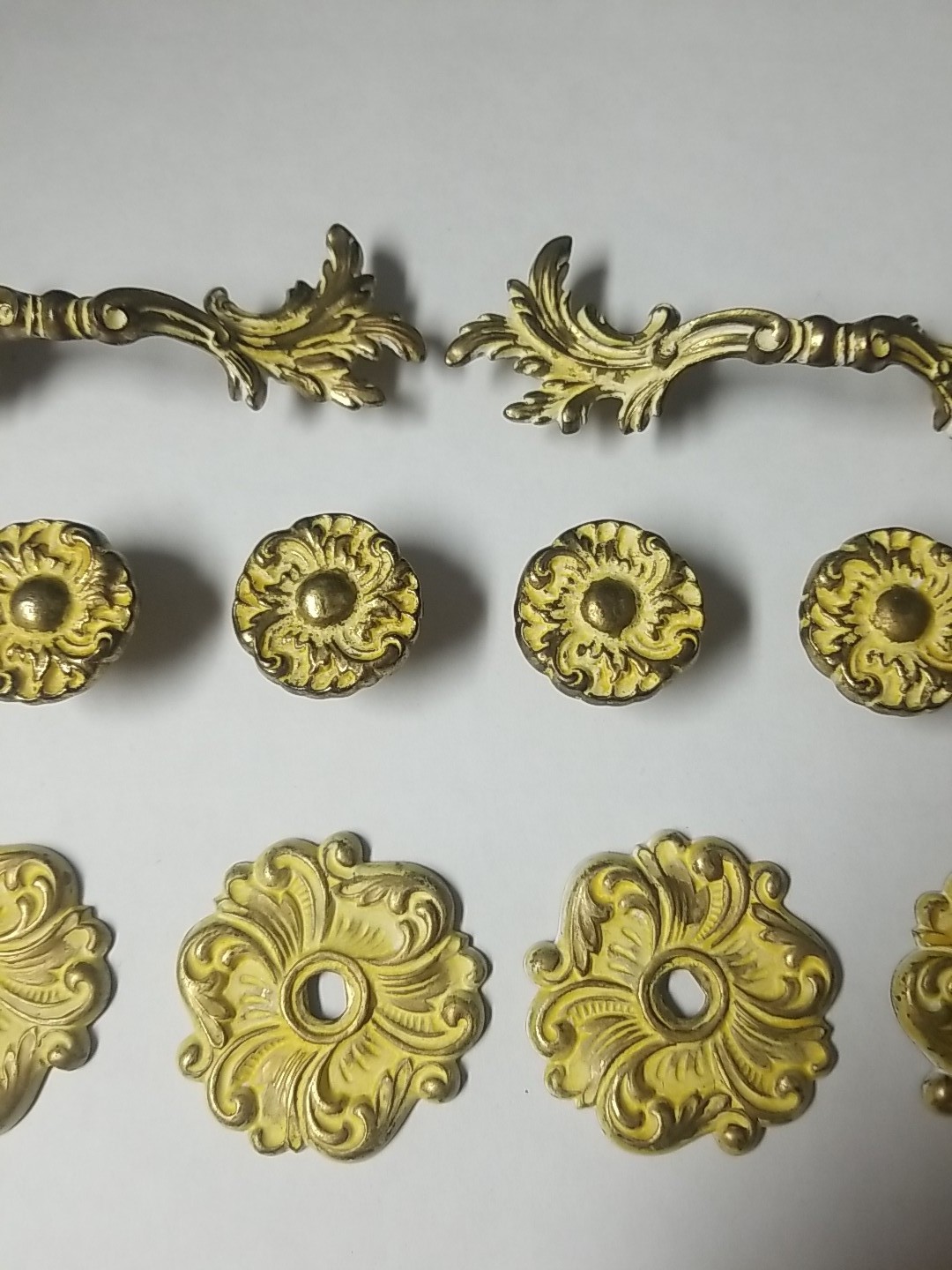 Lot Of Vintage Keeler Brass Co Drawer Pulls Knobs Brass Backers