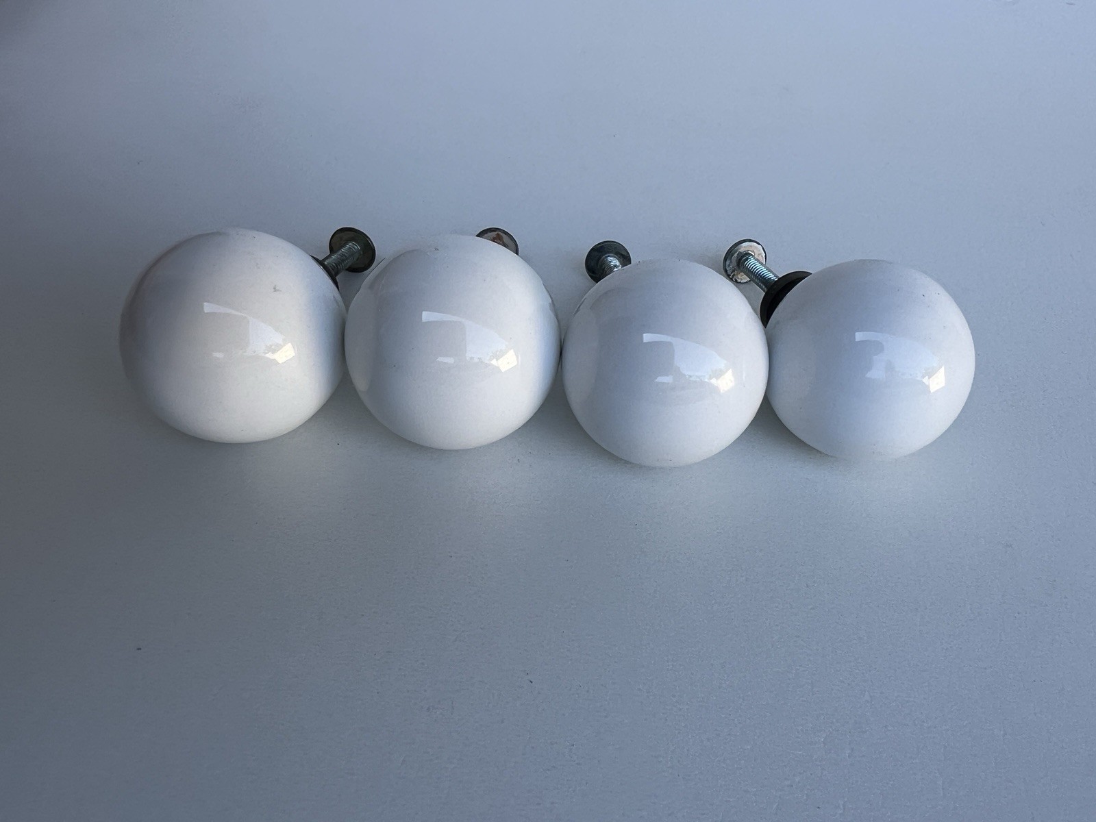 4pc MidCentury Genuine Kipp Stewart Drexel Declaration 1″ Knobs Pulls Porcelain