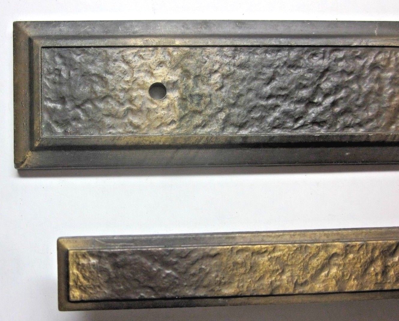 Amerock 185 Hammered Japanned Bronze Drawer Pull Handle Backplate 3″ Centers MCM
