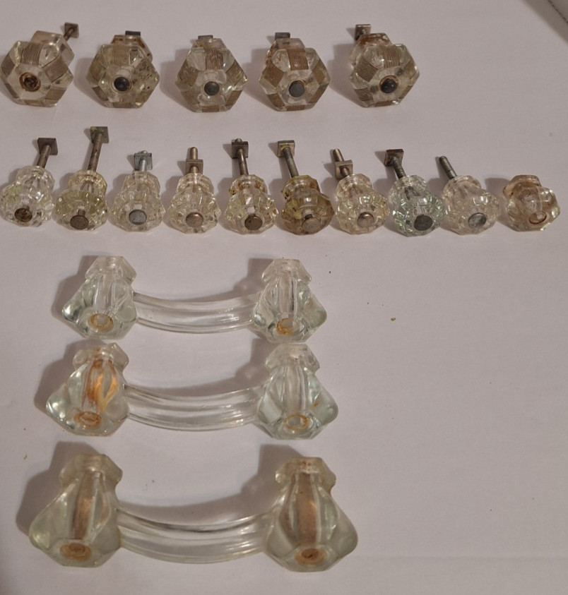 18 Assorted Glass Cabinet Knobs Drawer Pulls Antique Architectural Salvage