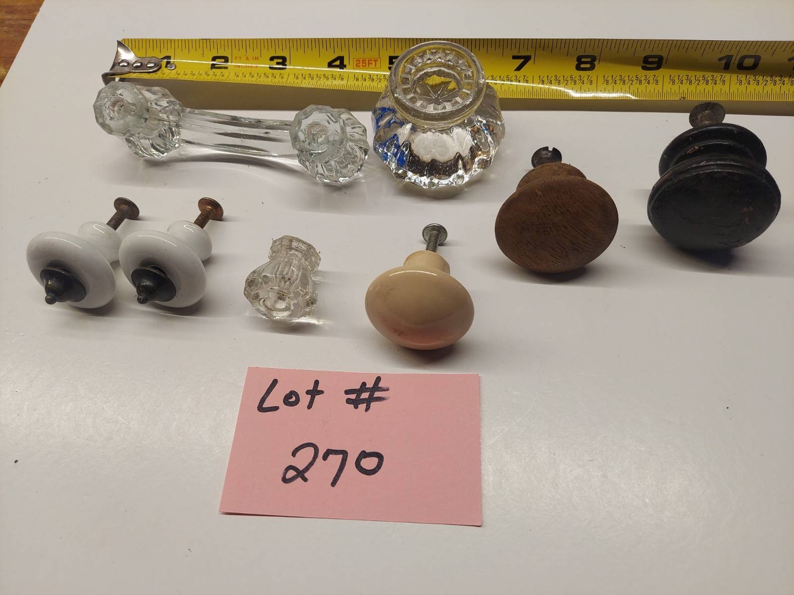 VINTAGE GLASS PULL KNOBS Lot # 270
