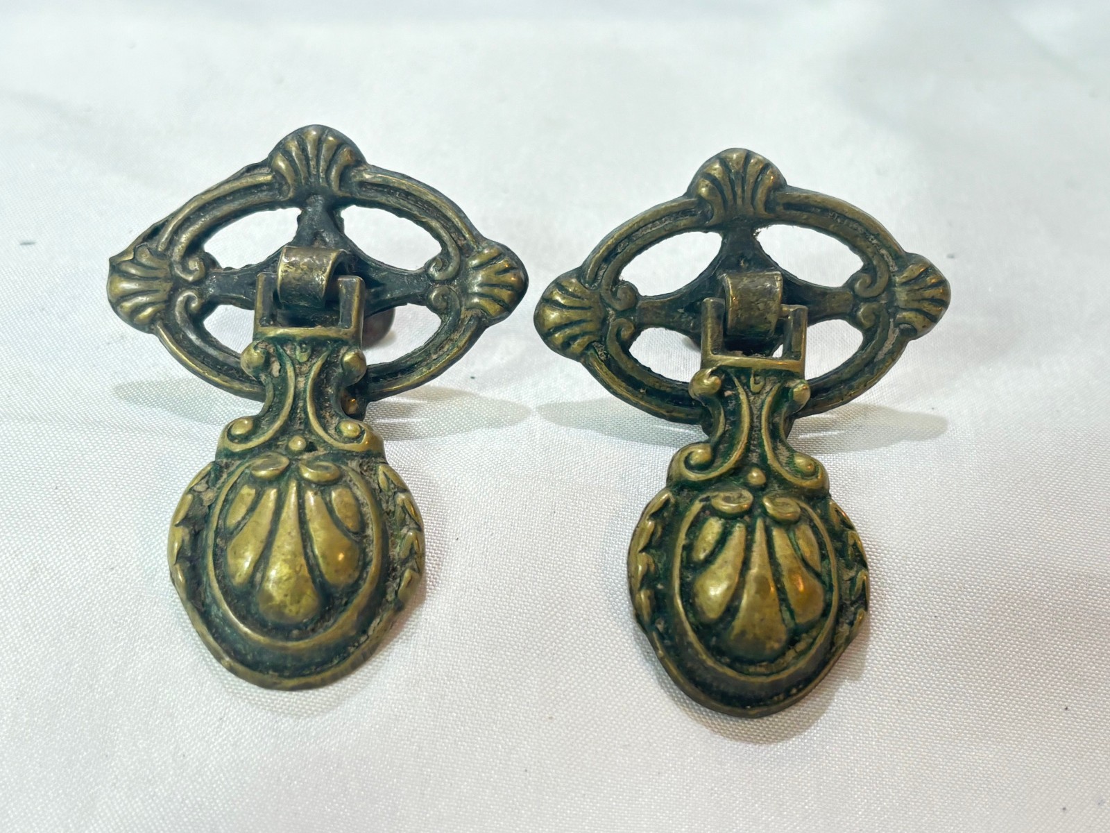 Antique Keeler Brass Co Brass Drawer Pulls/ Drop Handles KBC G205 Lot of 5