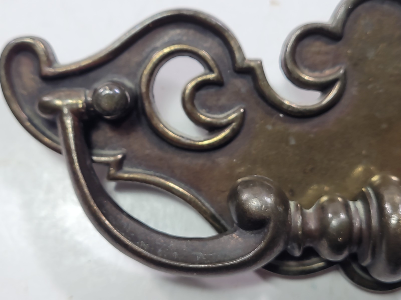 Vintage Brass Batwing Chippendale Style Drop Bail Pull Drawer Hardware BPC 2716