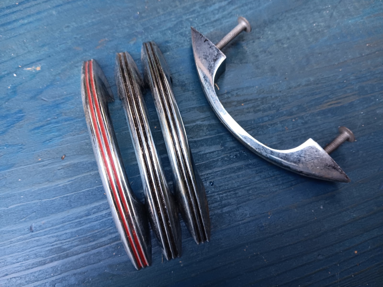 Set of 4 1920s Chrome Art Deco Drawer Pulls 3 Black 1 Red
