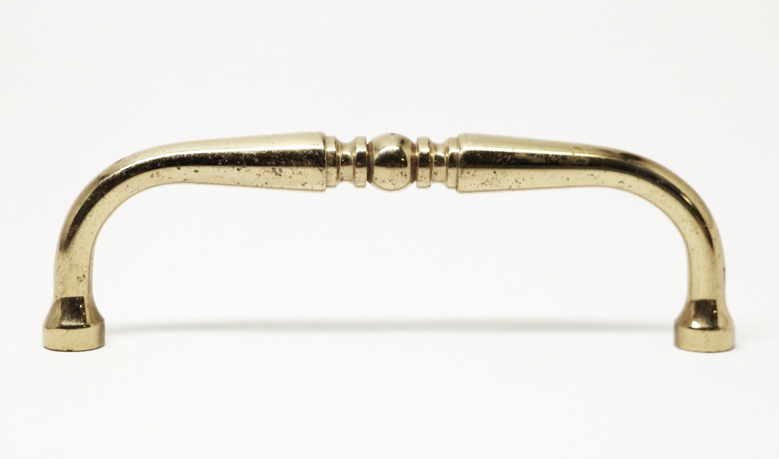 Polished Brass 4.25 in. Traditional Bridge Drawer Cabinet Pull