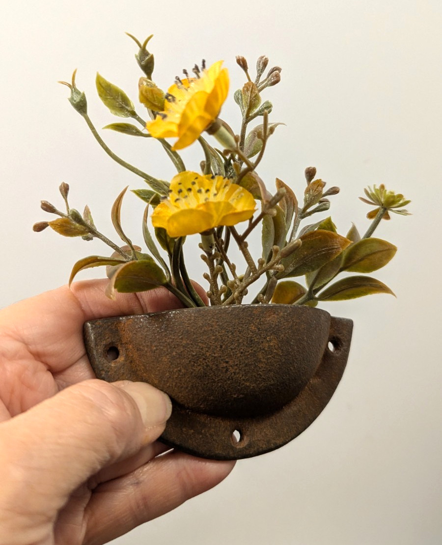 Vintage Rusty Cast Iron Bin Cup Drawer Pull Wall Pocket Farmhouse Industrial