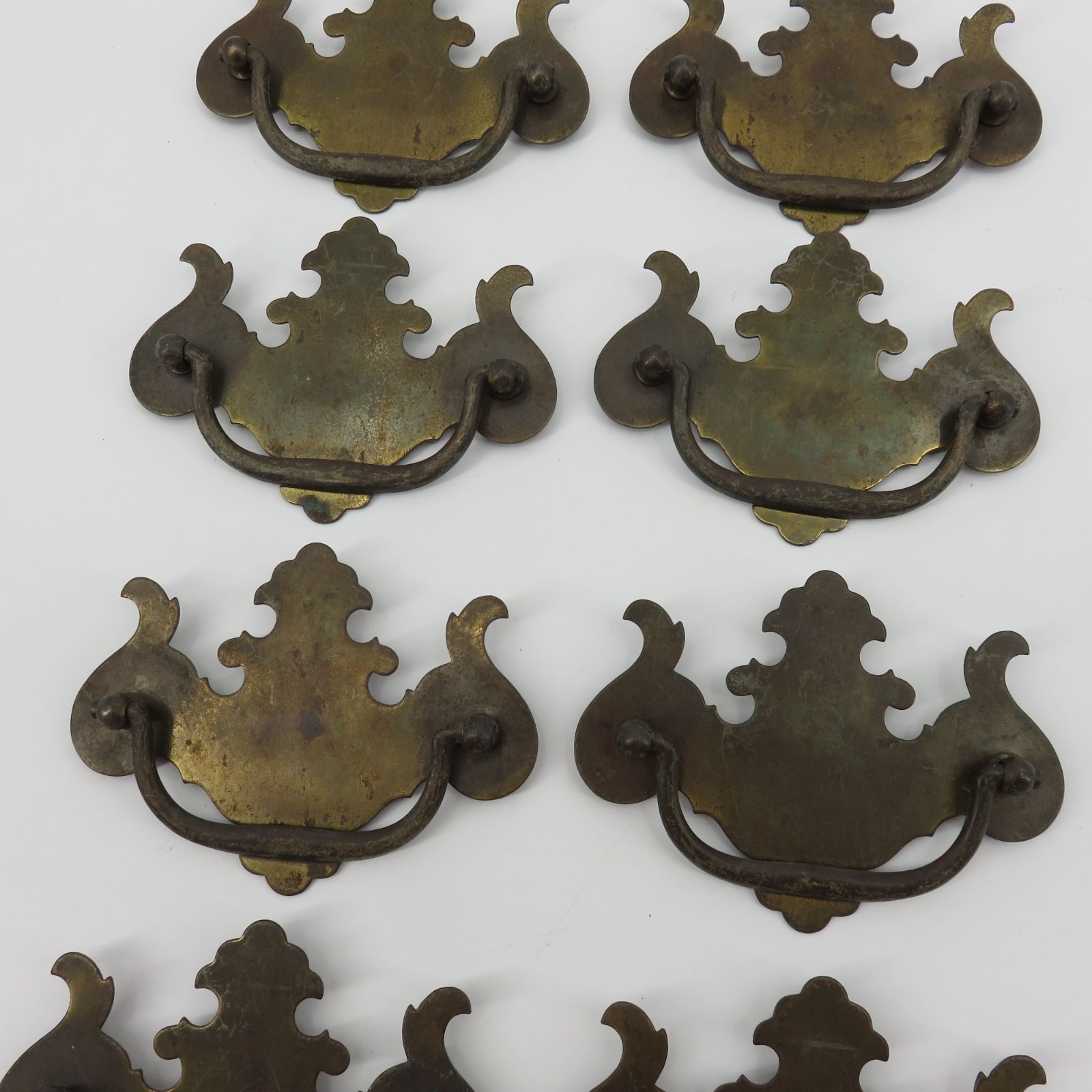 VTG Lot of 10 Metal Drawer Pulls Furniture Hardware Traditional Colonial Retro