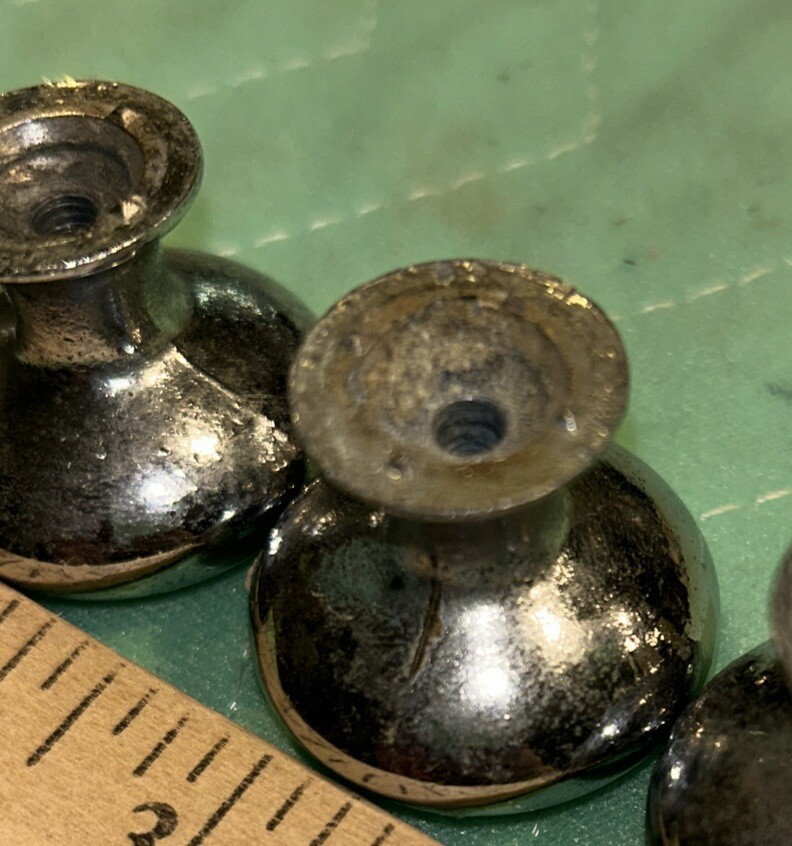VINTAGE ART DECO CHROME DRAWER PULL CABINET DOOR KNOB Set of 4