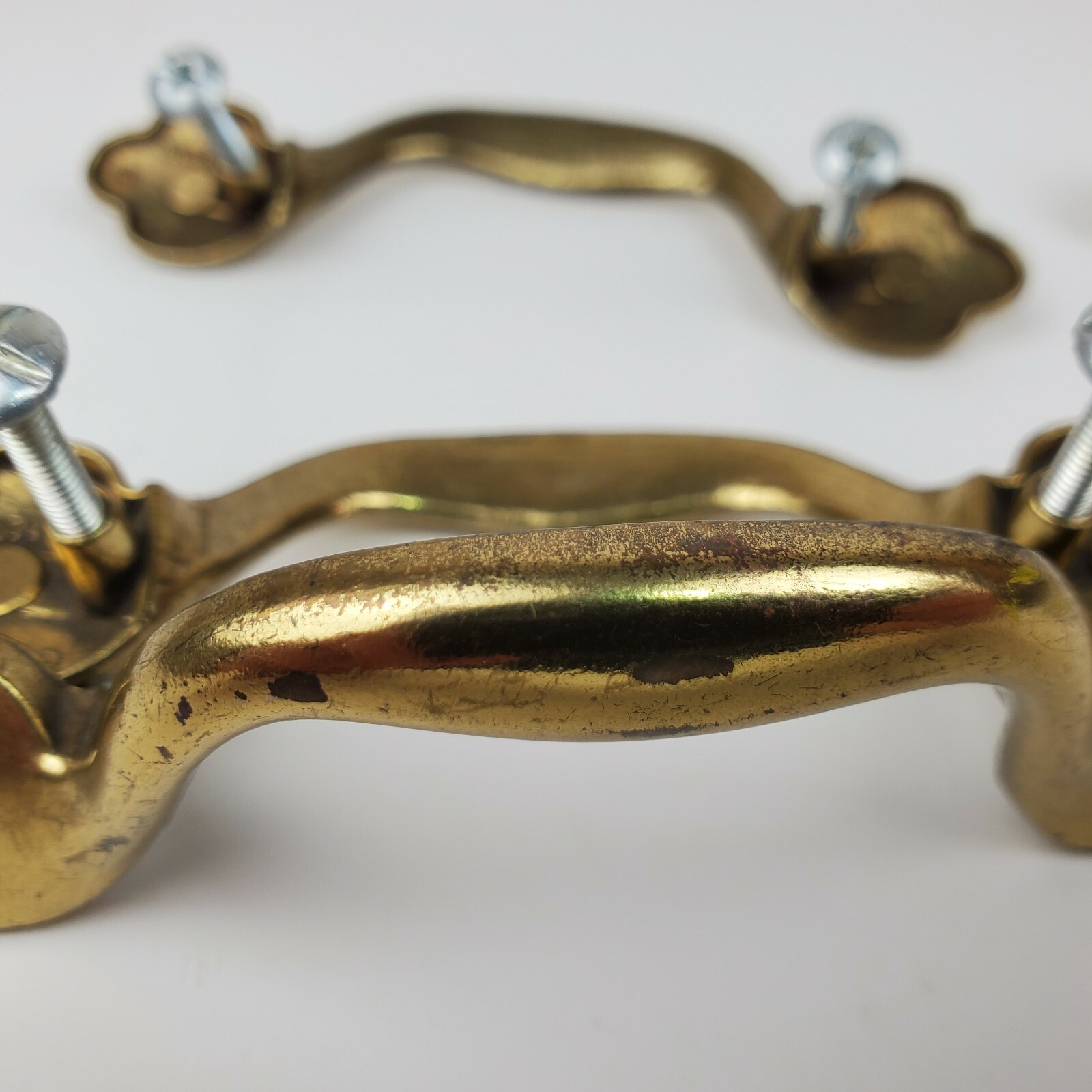 KBC Keeler Brass Co Handles Pulls Cabinets Drawers N16715 Lot of (4) Vintage