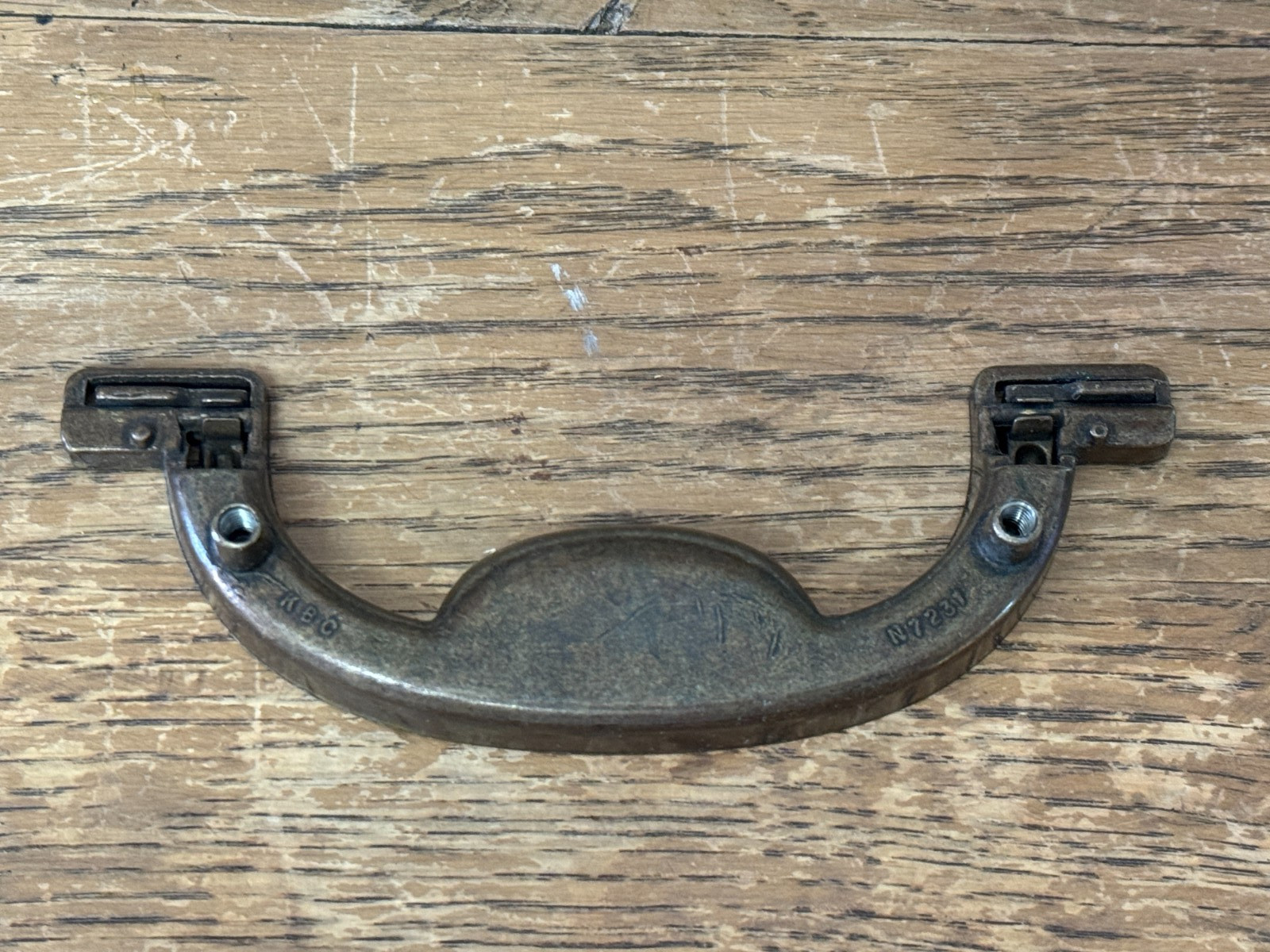 Original Drexel Accolade Drawer Pull Handle Brass Campaign KBC N7231 3 1/2″ c-c