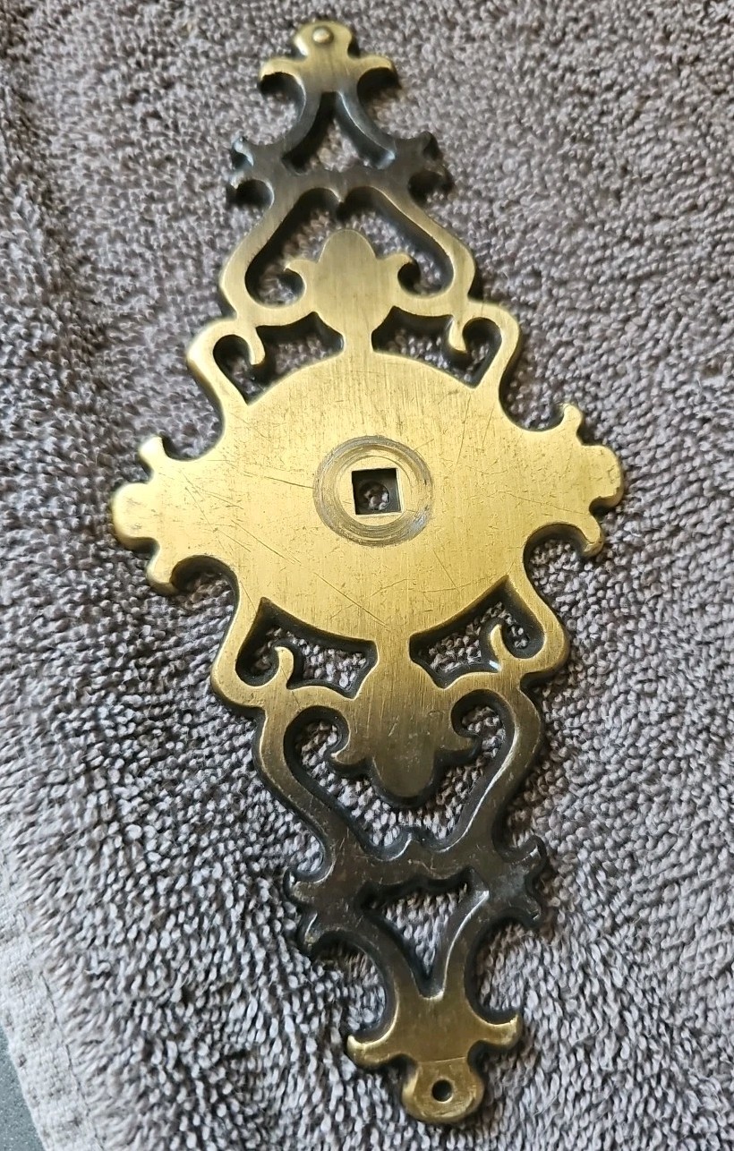 6-VINTAGE Amerock DRAWER PULLS Back Plate Brass Holes Scrolls